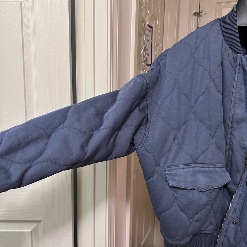Bomber jacket - Picture 2 of 6